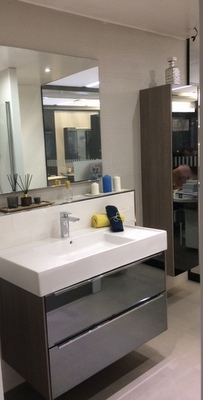 LA SENCILLEZ Y LA ELEGANCIA AMBIENTAN NUESTRA TIENDA